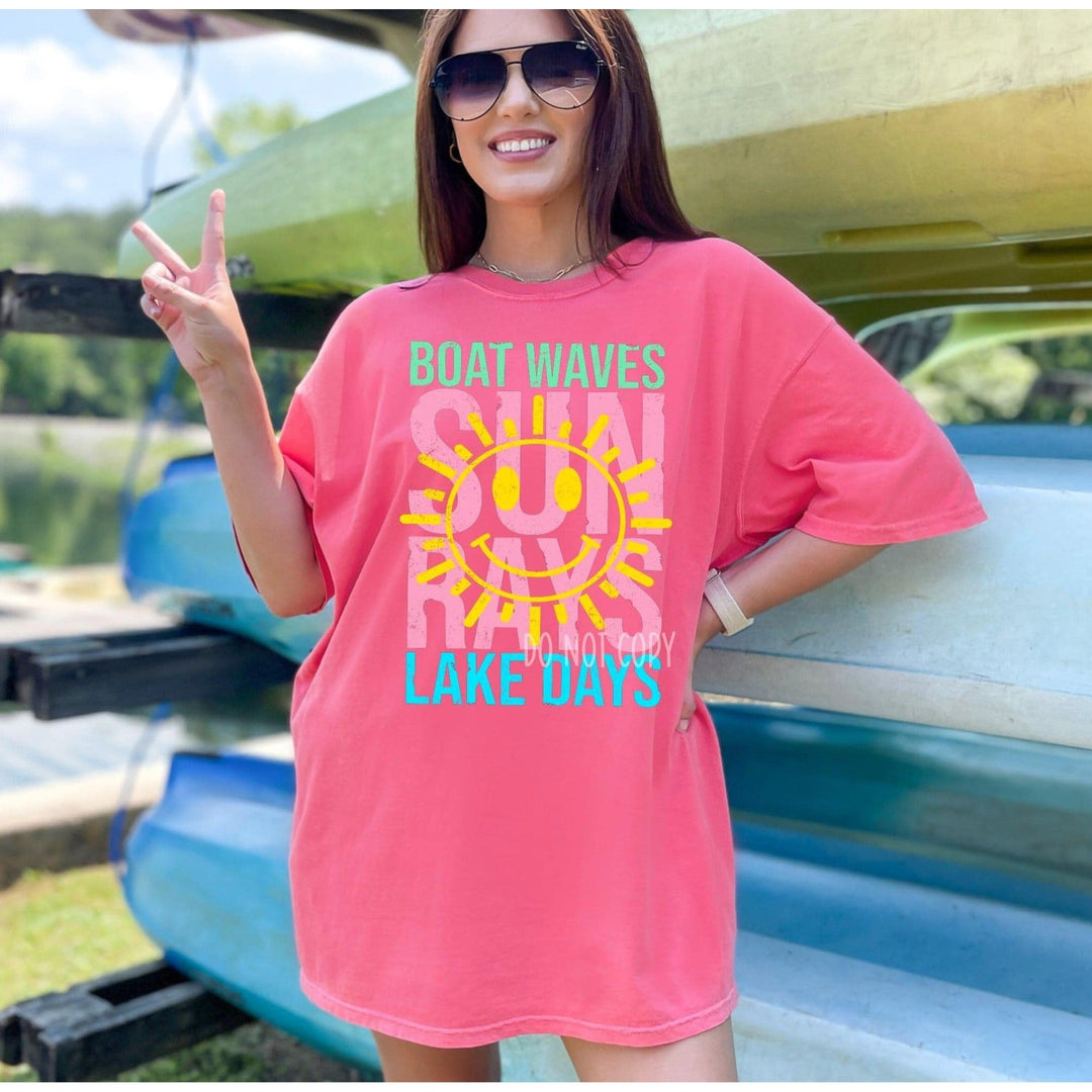 Boat Waves Lake Days  Graphic Tee