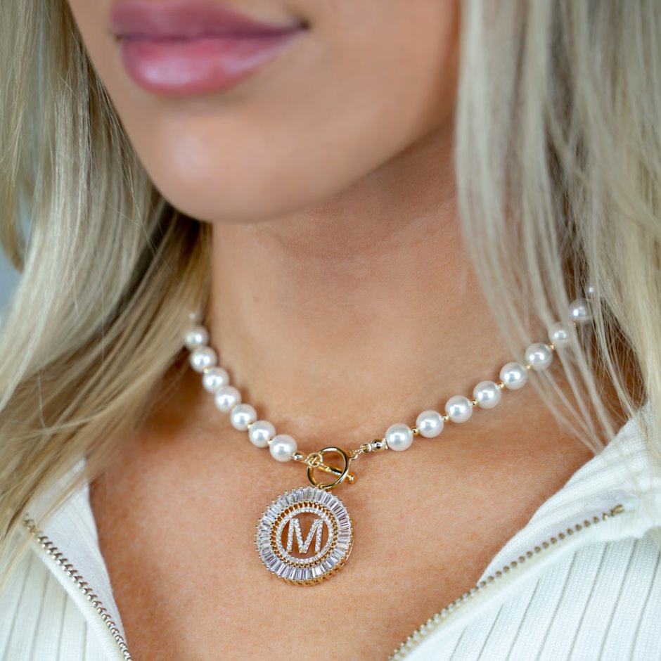 Pearl Chain Radiant Initial Necklace PREORDER - Wholesale The Sis Kiss 