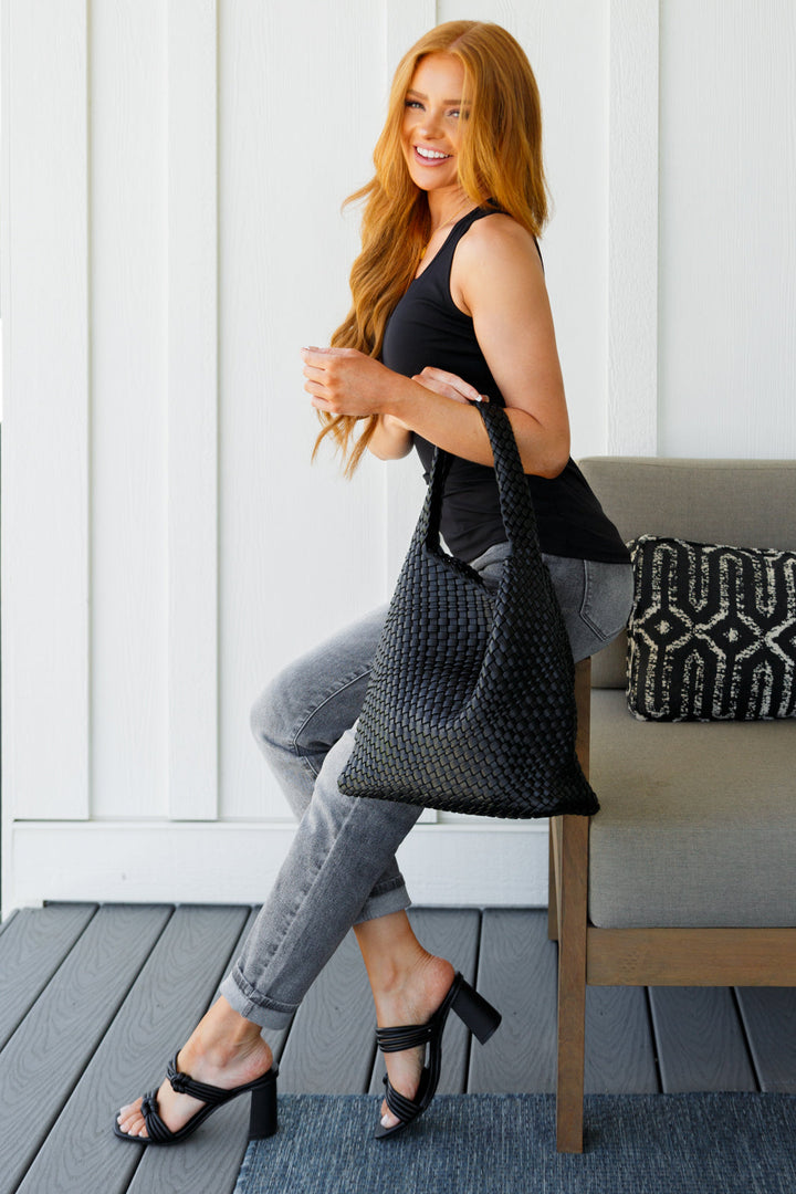 Daily Essential Notched Ribbed Tank in Black